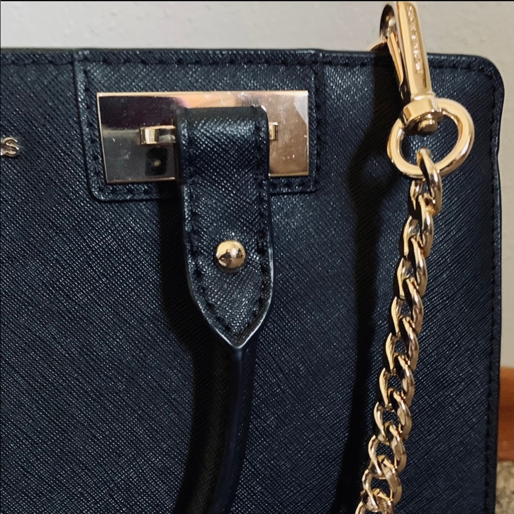 Micheal Kors - QUINN Purse - Picture 2 of 4